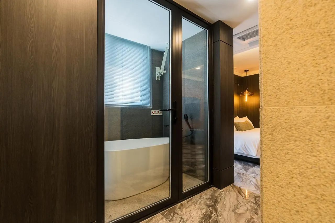 Hotel The May Jongno Seul 3*,